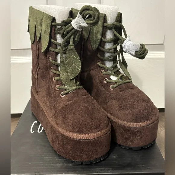 NIB Dolls Kill / Current Mood Forest Dweller Platform Boots