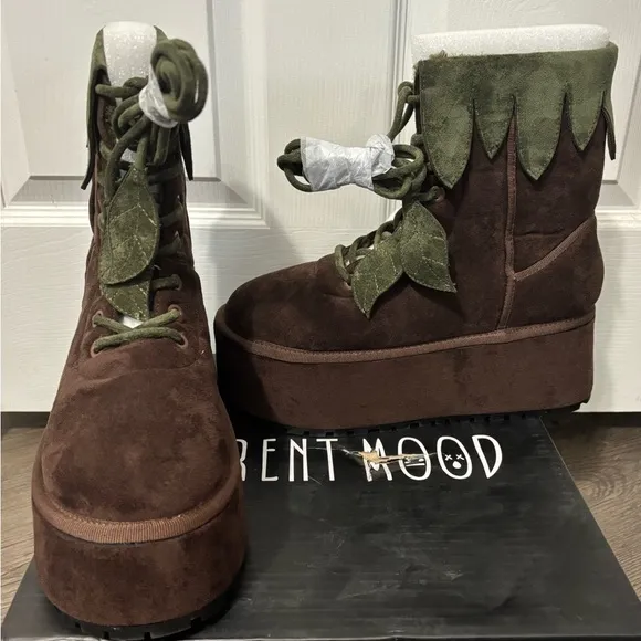 NIB Dolls Kill / Current Mood Forest Dweller Platform Boots
