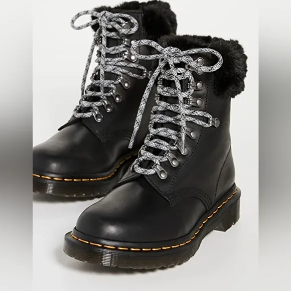 NIB Dr. Martens 1460 Serena Collar Faux Fur Lined Combat Boots