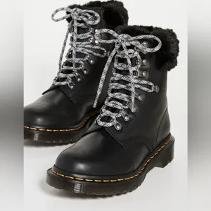 NIB Dr. Martens 1460 Serena Collar Faux Fur Lined Combat Boots