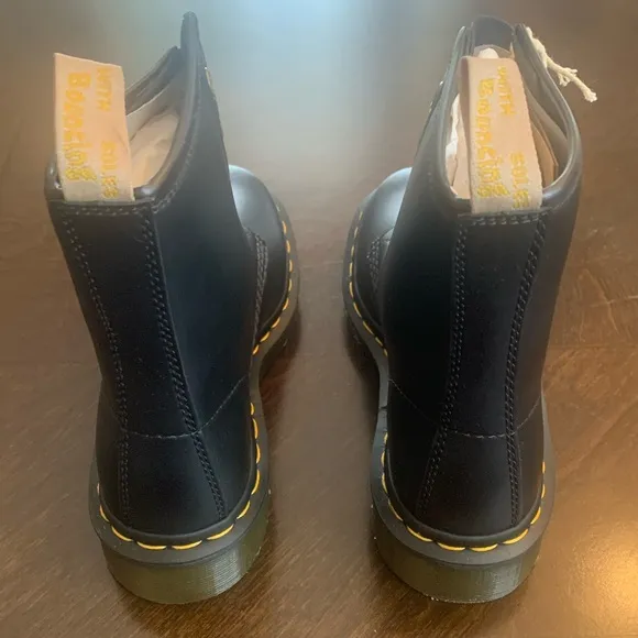 NIB DR. MARTENS Unisex Vegan Felix Rub Boots in Black, Size 5 Women, 4 Men