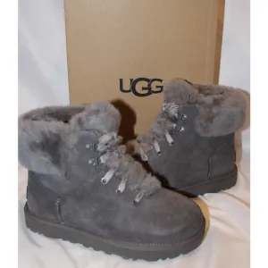 NIB UGG WOMEN'S MINI‎ ALPINE LACE UP SUEDE SHEARLING LINED BOOTS GRAY 7