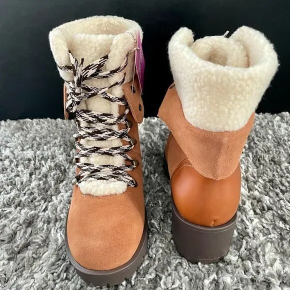 NIB Skechers Mid Sherpa Boots