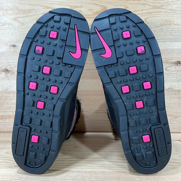 Nike ACG Woodside Chukka 2 Boots Size Youth 7 Women’s 8.5 Black Pink 859425-001