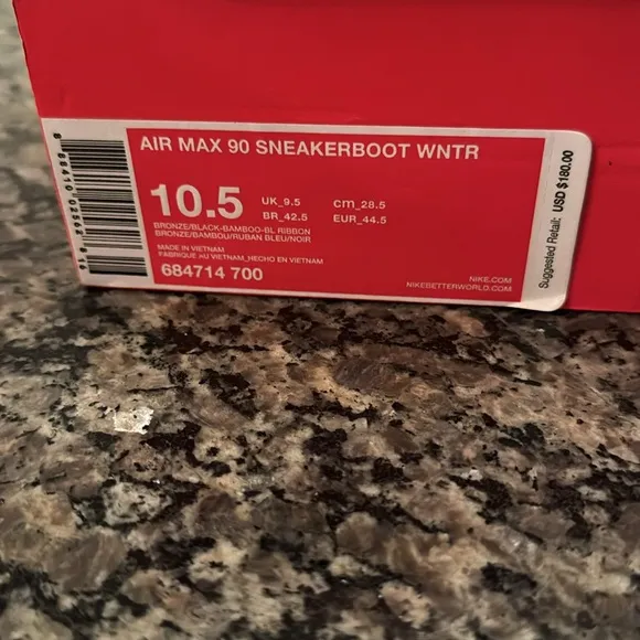 Nike Air Max winter wheat sneakerboot 90 EUC 10.5 Sneakers