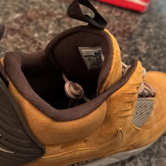 Nike Air Max winter wheat sneakerboot 90 EUC 10.5 Sneakers