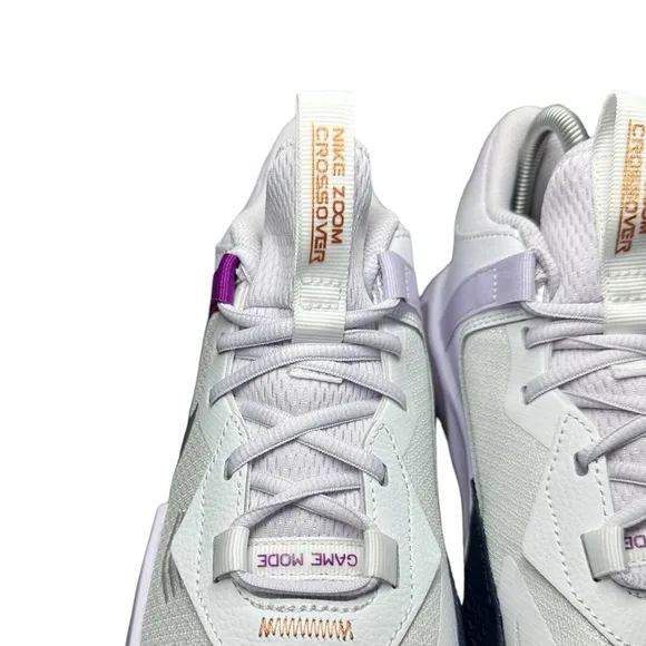 Nike Air Zoom Crossover GS 'White Barely Grape' Kids Basketball Shoe Sz 6Y Multi