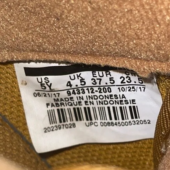 Nike Air Force 1 Winter PRM GS Low Youth Shoes Khaki and Gumshoe