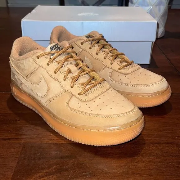 Nike Air Force 1 Winter PRM GS Low Youth Shoes Khaki and Gumshoe