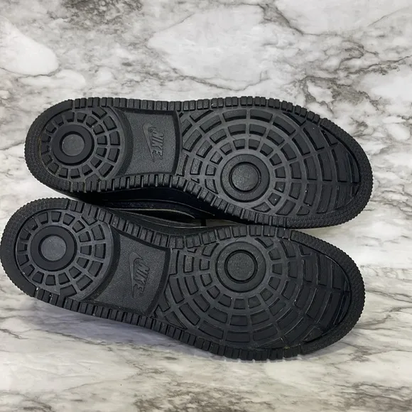 Nike Court Borough Mid Winter Triple Black Shoes Mens Size 9