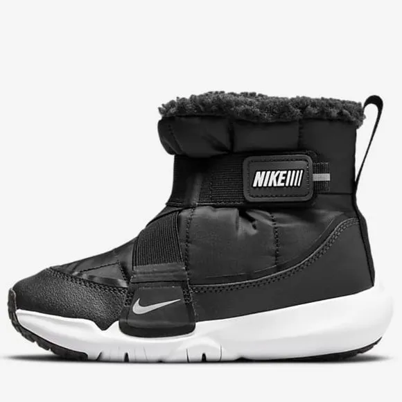 Nike Flex Advance Boot (PS). Brand New. Kids Size: 2.5