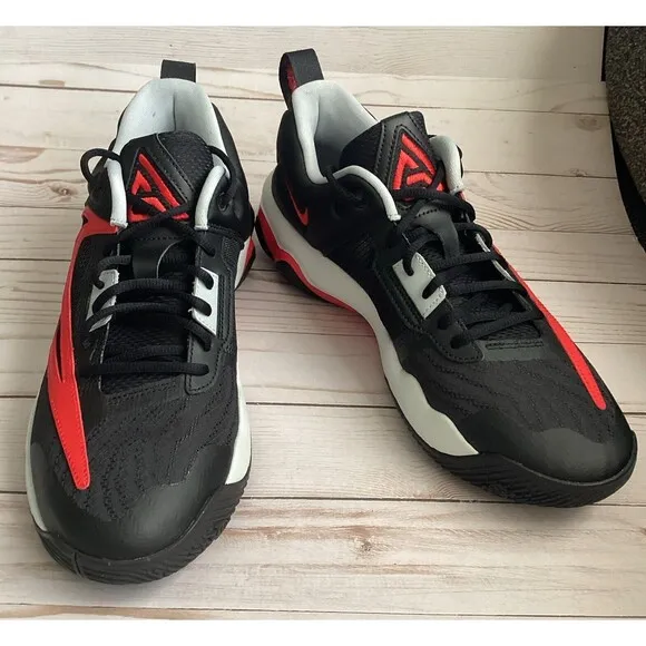 Nike Giannis Immortality 3  Men’s Basketball Shoes DZ7533-004 Black &amp; Red 11