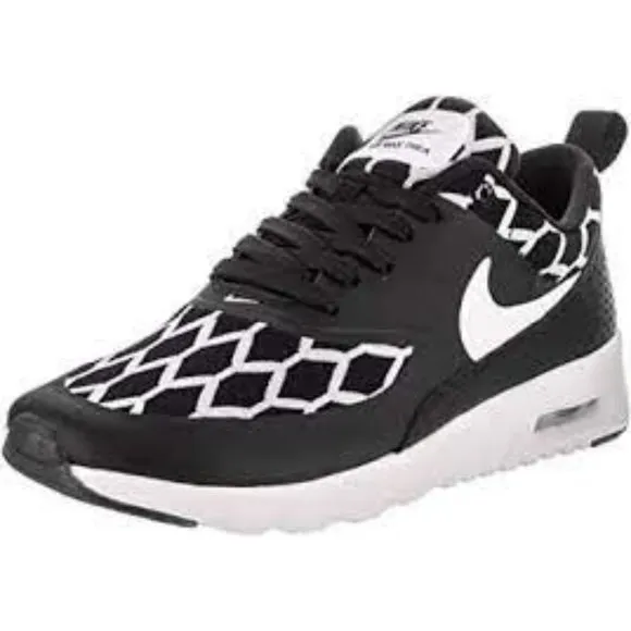 Nike Kids Air Max Thea SE (GS) Running Shoes in Black &amp; White, Sz 4.5Y