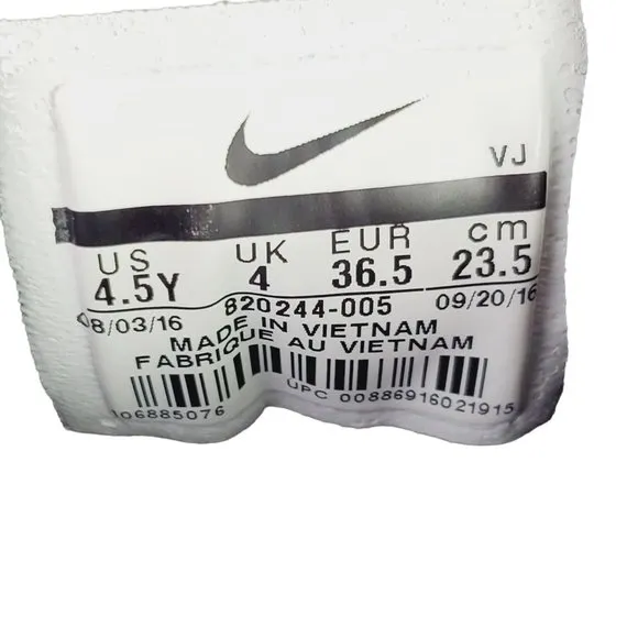 Nike Kids Air Max Thea SE (GS) Running Shoes in Black &amp; White, Sz 4.5Y