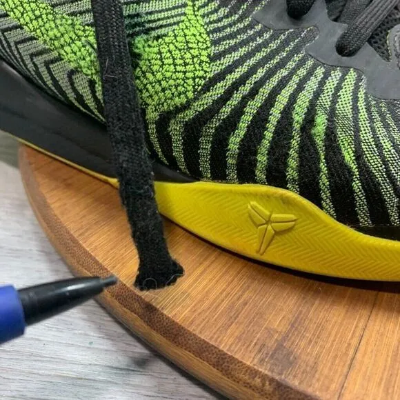 Nike Kobe Mentality 2 Men’s 8 Black Volt Green 818952-006 Basketball Shoes *FLAW
