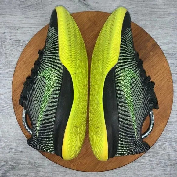 Nike Kobe Mentality 2 Men’s 8 Black Volt Green 818952-006 Basketball Shoes *FLAW