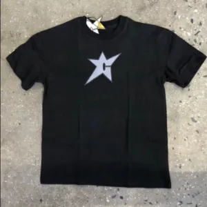 Nike SB Carpet Company Star Logo Tee