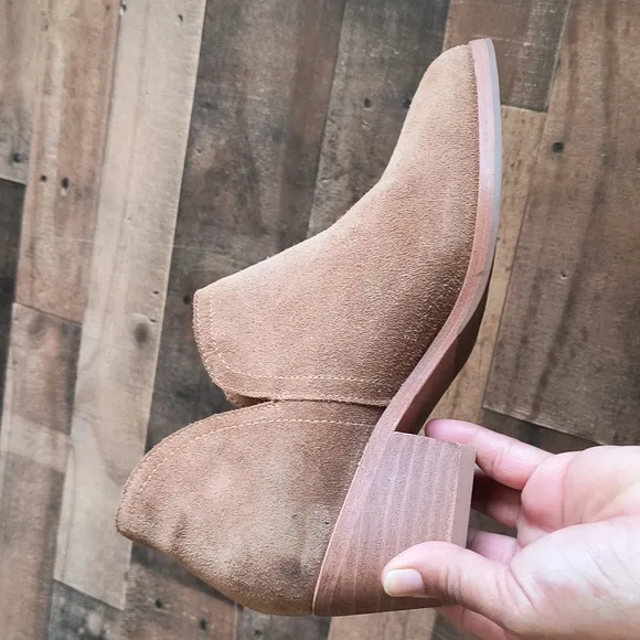 Nisolo Mia Everyday Ankle Boots Taupe Suede Sz 7 Women