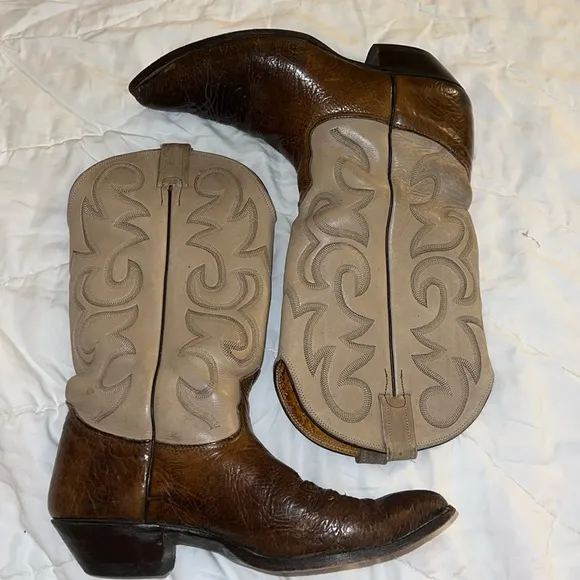 Nocona Boots Cowboy men size 10 EE cream khaki and brown