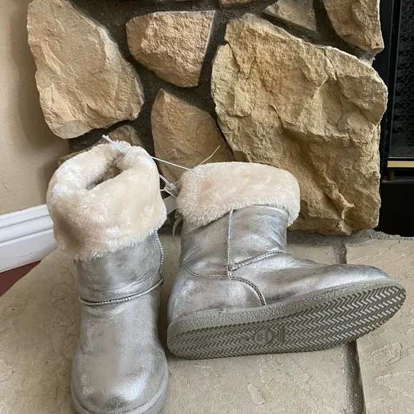 NORDSTROM RACK SILVER BOOTS