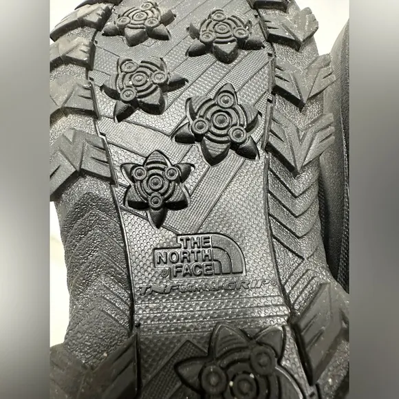 North Face Heat Seeker 200 Gram Insulation Black Snow Boots Women 5 Waterproof
