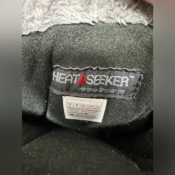 North Face Heat Seeker 200 Gram Insulation Black Snow Boots Women 5 Waterproof
