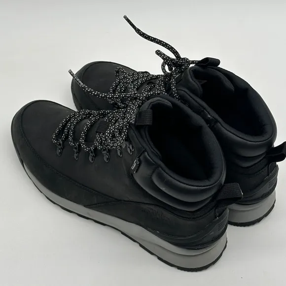 North Face Men's Back to Berkeley Mid Wp Size 10 mint