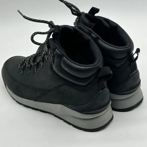 North Face Men's Back to Berkeley Mid Wp Size 10 mint