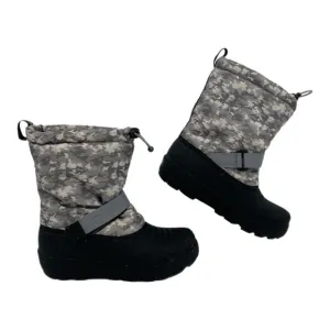 Northside Gray &amp; Black Waterproof Camouflage Snow Boots | For Boys Size 6