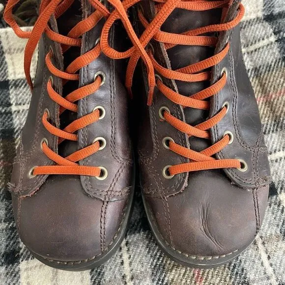 NOS Vintage 90s American Eagle Brown Leather Boots Lug Sole 9