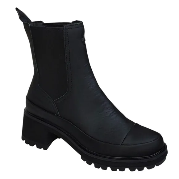 NWB Timberland Kori Park 2.0 Chelsea boots black leather pull on block heel