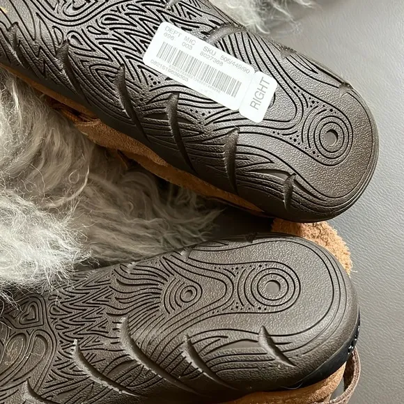 NWOB $150 BLACK MANITOBAH MEN'S MAKWA SLIP-ON BUNGEE LOOP SHOES -