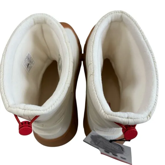 NWOB Hunter Intrepid Insulated Short Snow Bootie in White Willow &amp; Gum Size 11