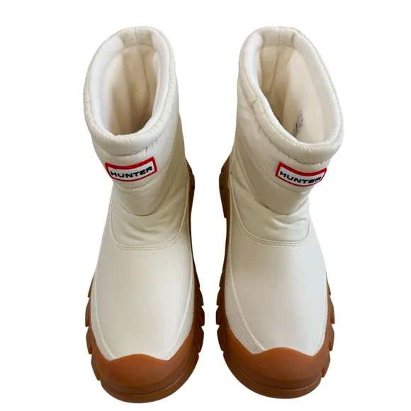 NWOB Hunter Intrepid Insulated Short Snow Bootie in White Willow &amp; Gum Size 11