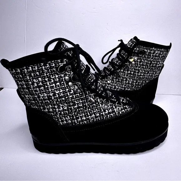 NWOB Larroude Vaile Tweed Black White Boots, Sz 9