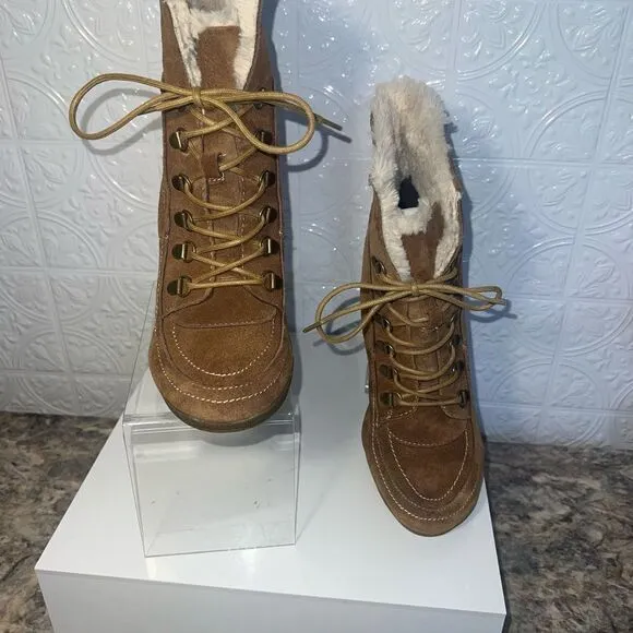 NWOB M.P.S “falisha” Suede Boots