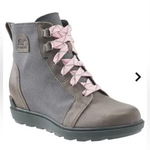NWOB Sorel Evie II Lace Wedge Booties Size 8
