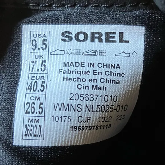 NWOB Sorel Evie II Women's ZipBootie in Black Sz 9.5.