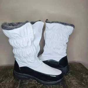 NWOB Totes Womens Rogan Insulated Waterproof Boots With Zipper