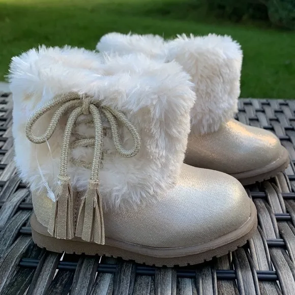 NWOT cynthia rowley girls shimmery gold faux fur boots