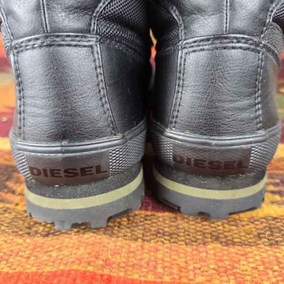 NWOT- Diesel Olson Boots Men 8.5 Black Trail Sportswear Gorpcore Workwear