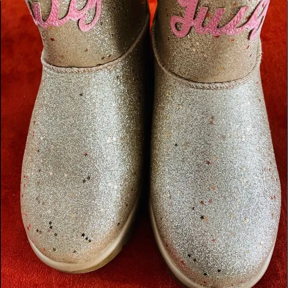 NWOT JUICY COUTURE Big Girls TEMECULA Gold LOGO Glitter Faux Shearling BOOTS 3M