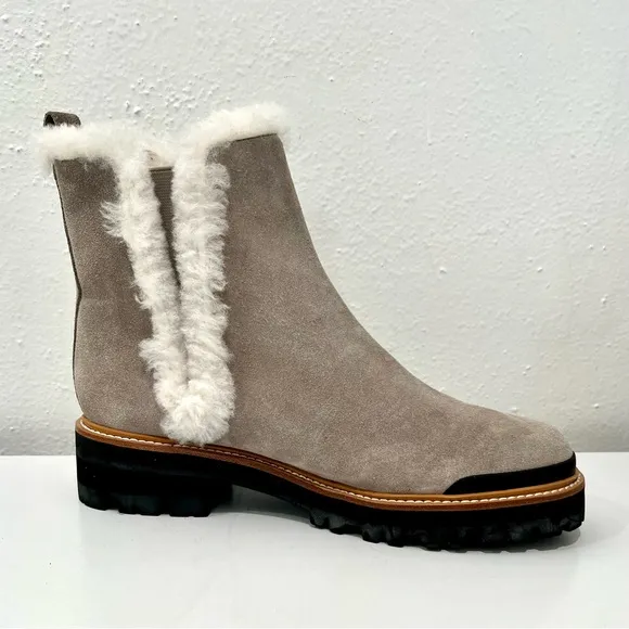 NWOT Marc Fisher LTD Iggie Women's Leather‎ Ankle Chelsea Boots Taupe size 10