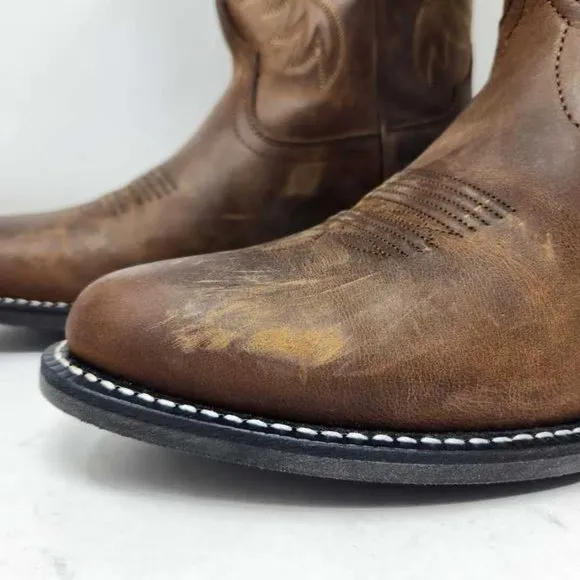 NWOT men's 9 Ariat Heritage R toe western cowboy boot Distressed Brown leather