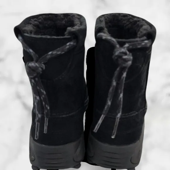 NWOT Merrell Unisex Suede Black Boots Waterproof Faux Fur Men 8.5 or Wom…