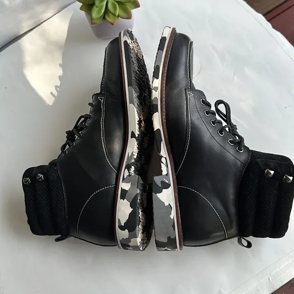 NWOT Robert Graham Men's Canon Rock Camo Soled Lace-up Combat Boots-Sz 11