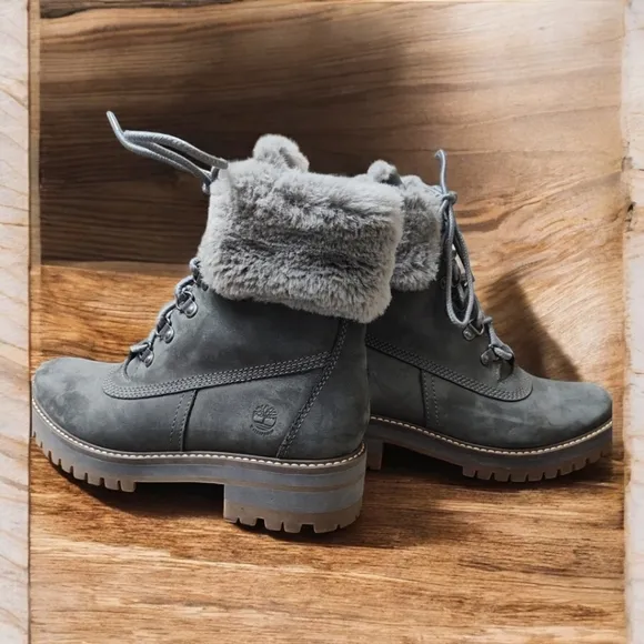 NWOT Timberland Gray Leather &amp; Fur Boots, 8