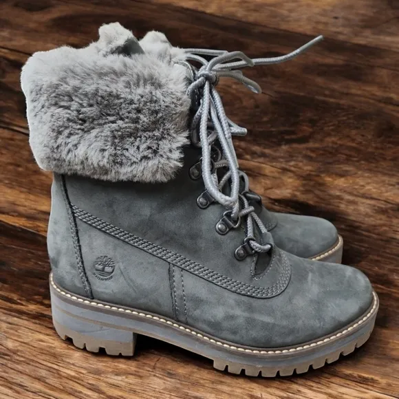 NWOT Timberland Gray Leather &amp; Fur Boots, 8
