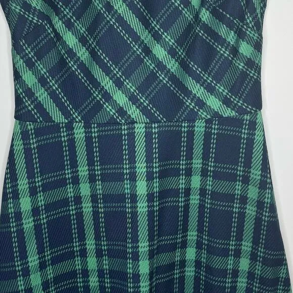 NWOT Vince Camuto Wool Navy and Green Plaid Dress Size 4