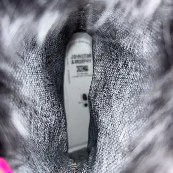NWOT Women’s Johnston &amp; Murphy real lamb fur boots size 8